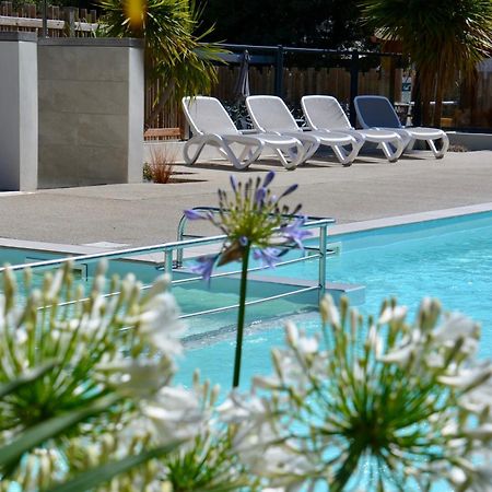 Camping Le Clos Des Pins Longeville-sur-Mer Eksteriør billede