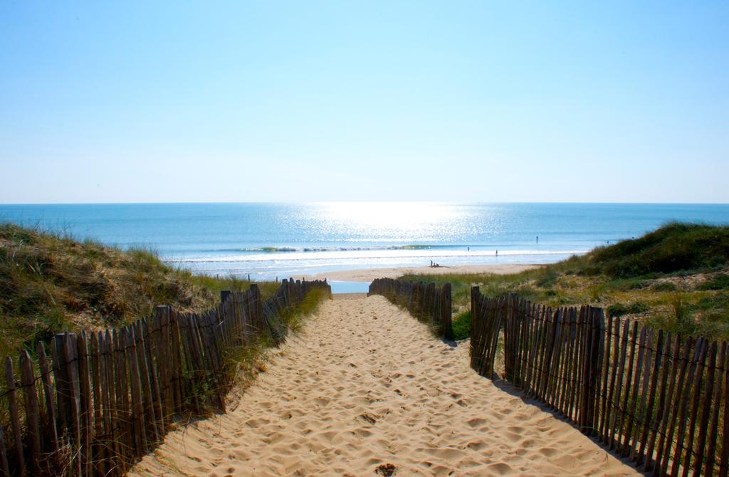 Camping Le Clos Des Pins Longeville-sur-Mer Eksteriør billede